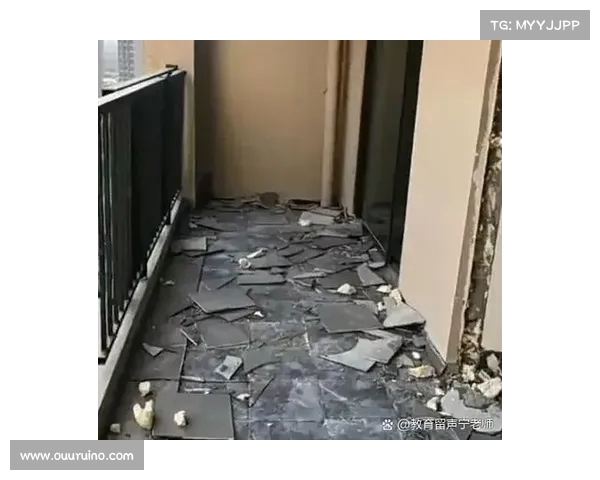 辽宁男子购法拍房,装修时墙壁缝隙竟藏现金,惊人发现引热议! 辽宁男子购法拍房,装修时墙壁缝隙竟藏现金,惊人发现引热议!